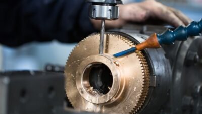 A Força da Inovação Industrial Como as Metalúrgicas Transforma Aço em Soluções Inteligentes